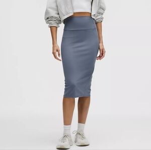 *NWT* LULULEMON Nulu Slim-Fit High-Rise Midi Skirt, Size 4, Color - Oasis Blue